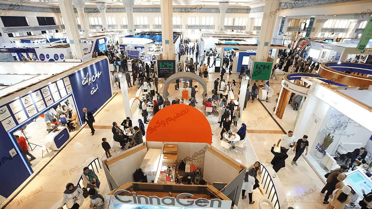 حضور رئیس هیئت مدیره انجمن متخصصین تغذیه مرکزی در نمایشگاه ایران فارما